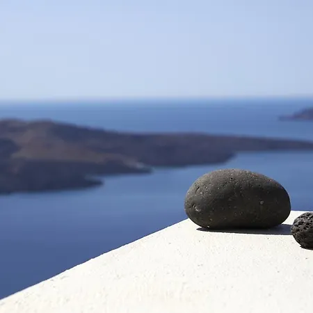 Caldera Edge Fira (Santorini)