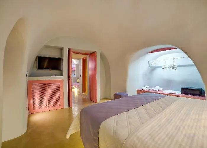 Hotel Caldera Edge Fira (Santorini)