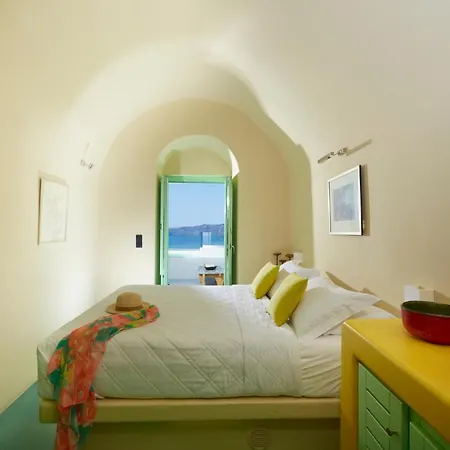Caldera Edge Otel 4*