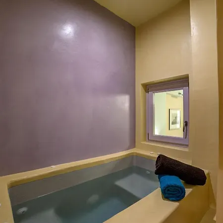 Caldera Edge Hotell