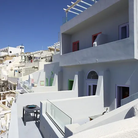 Caldera Edge Fira (Santorini)