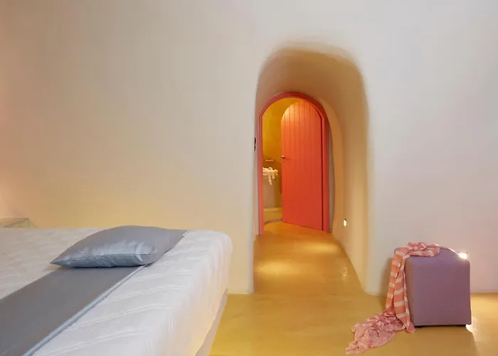 Caldera Edge Hotel Firá